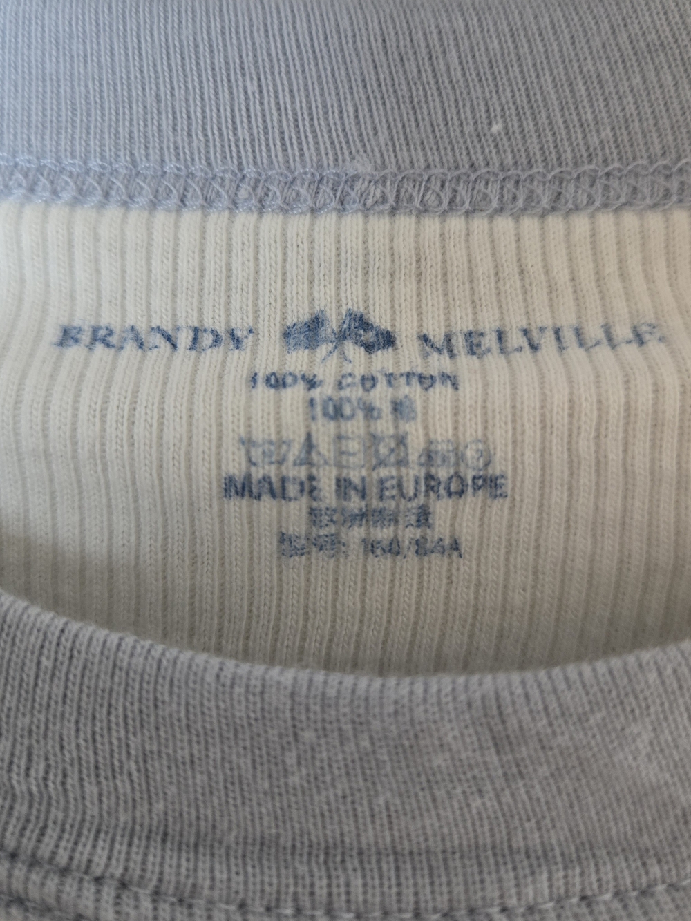 Brandy Melville White Ribbed Raglan Tee with Light Blue Sleeves - Picture 5 of 5